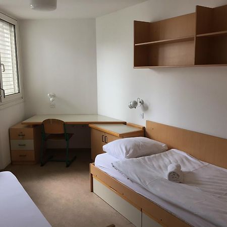 Summer Residence Hostel Ljubljana Eksteriør billede